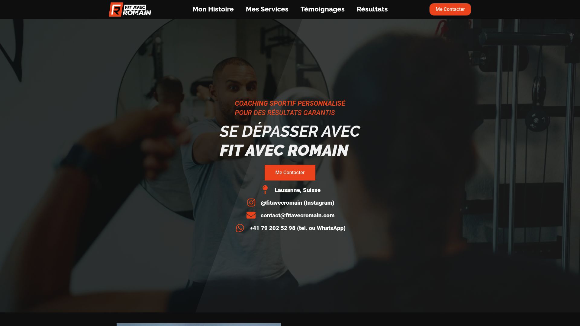 Homepage or landing page of Fit avec Romain showing transformation examples and coaching philosophy